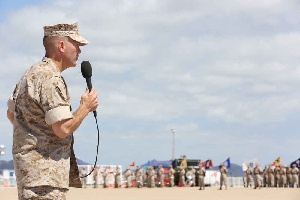 Swan takes command of MAG-11