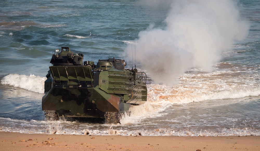 U.S. Marines and Australian Army Amphibious Assault
