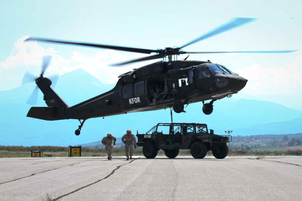 Safe and secure: MNBG-E Soldiers train on sling load operations