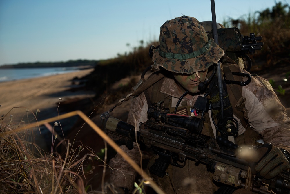 U.S., Australia conduct amphibious raid exercise