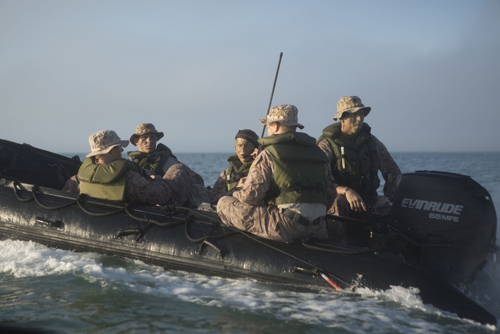 31st MEU Marines and Australian Soldiers conduct boat raid for Talisman Sabre 2015