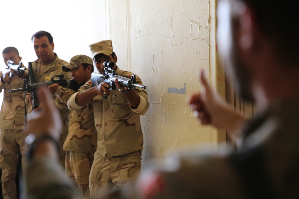 Coalition Forces Train Iraqi Security Force at Al Asad