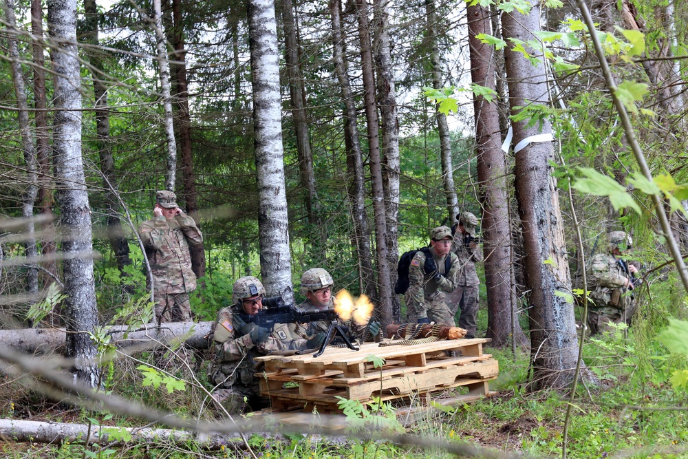 Live fire exercise in Estonia hones soldiering skills