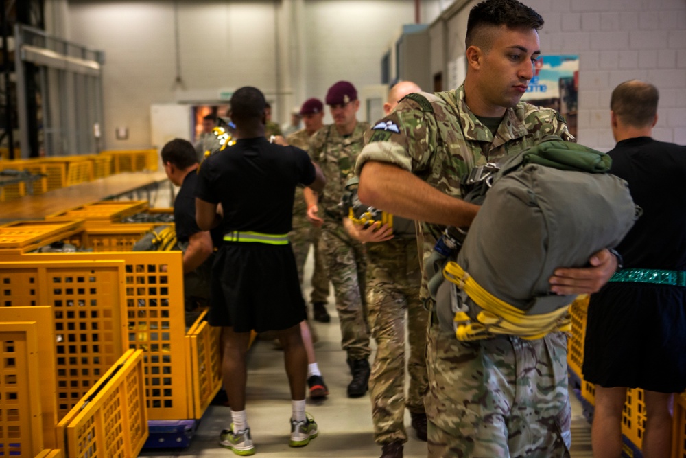 435th CRG's International Jump Week