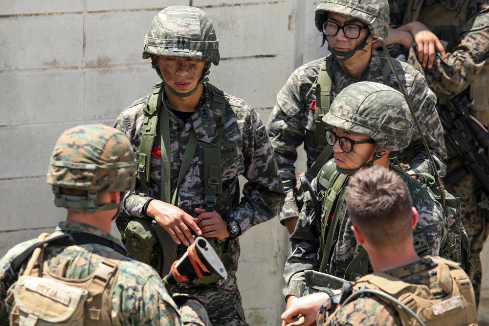 Peninsula Express 15