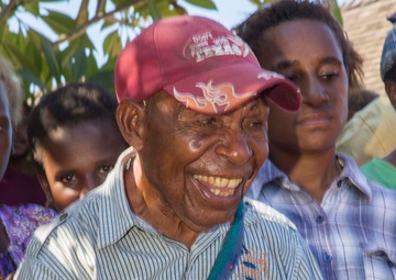 Pacific Fleet Band plays at Papua New Guinea market