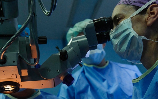 The Military Sealift Command hospital ship USNS Mercy (T-AH 19) participates in Pacific Partnership 2015