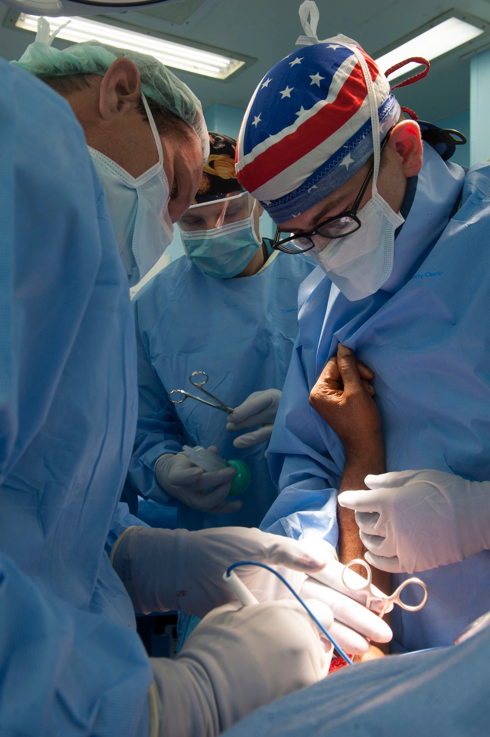 The Military Sealift Command hospital ship USNS Mercy (T-AH 19) participates in Pacific Partnership 2015