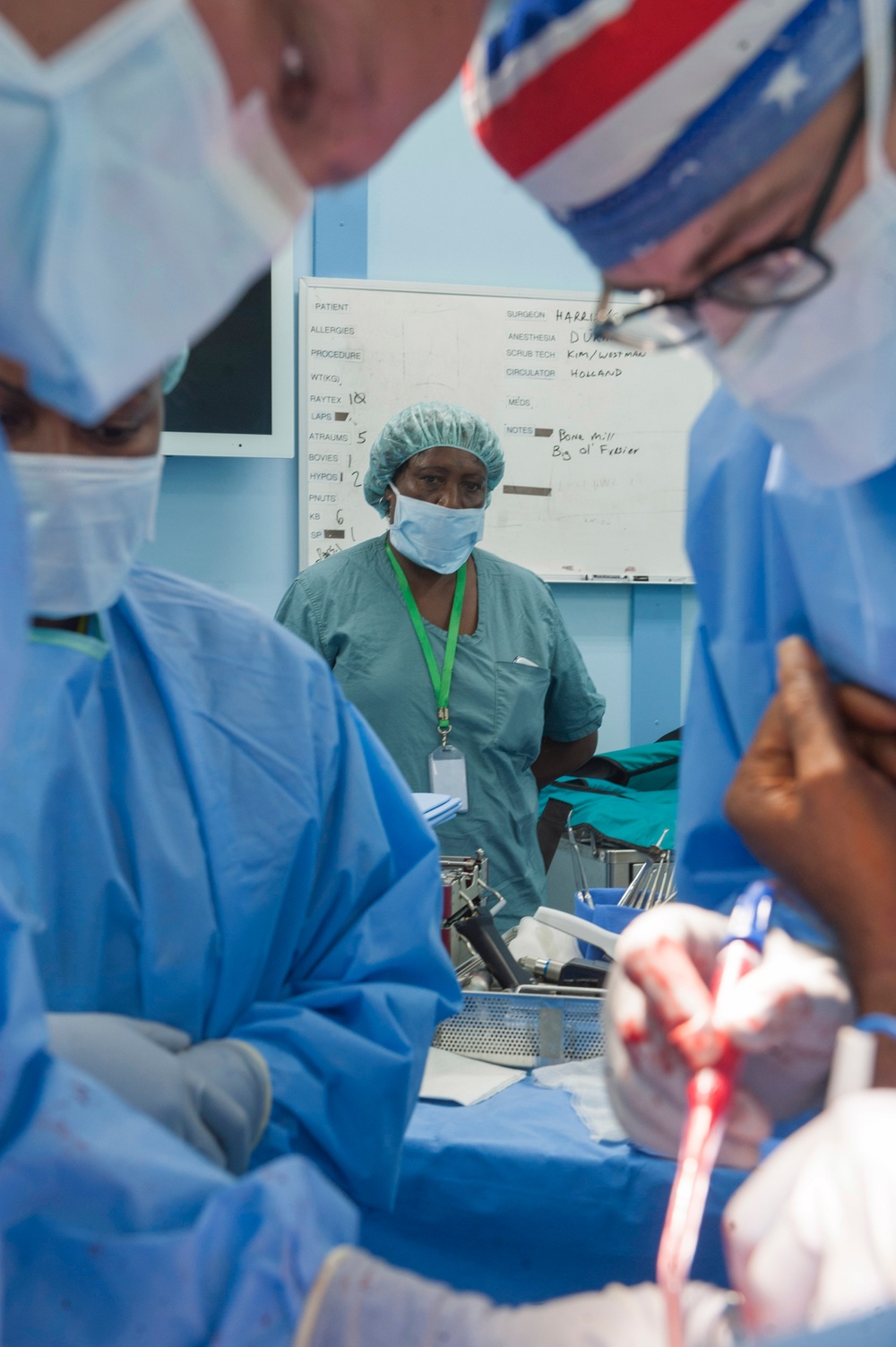 The Military Sealift Command hospital ship USNS Mercy (T-AH 19) participates in Pacific Partnership 2015