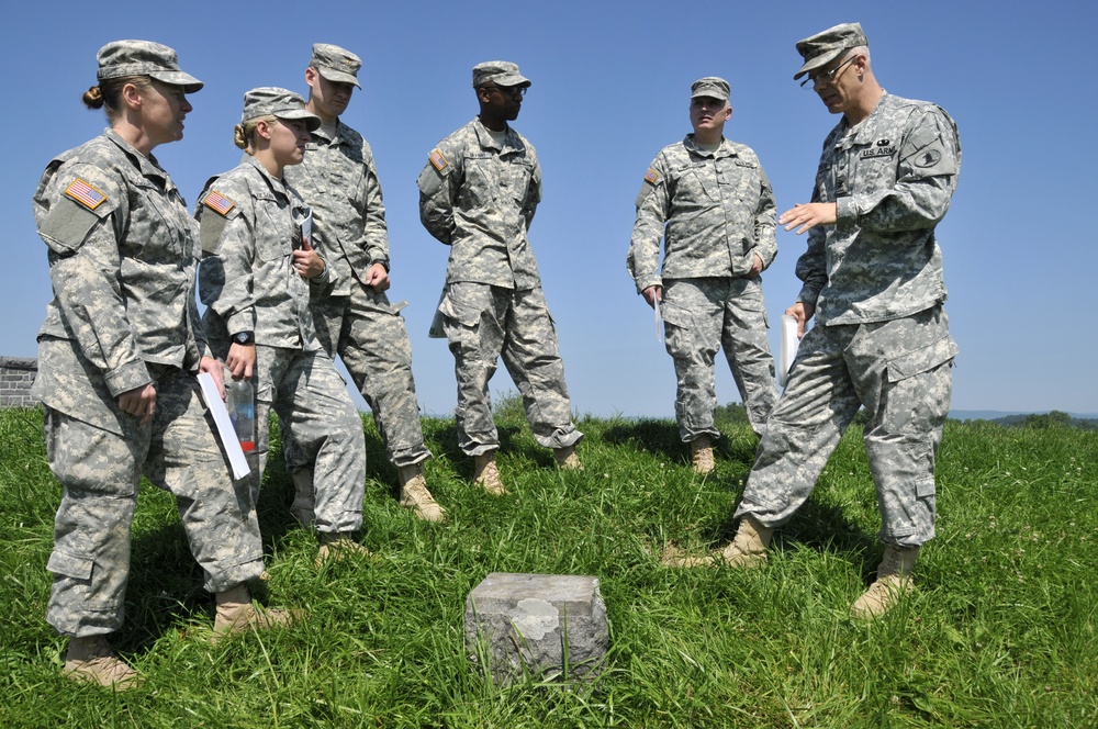 Army staff ride to Gettysburg