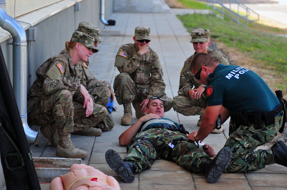 DVIDS - Images - US And Bulgarian Military Police Soldiers Train Combat ...