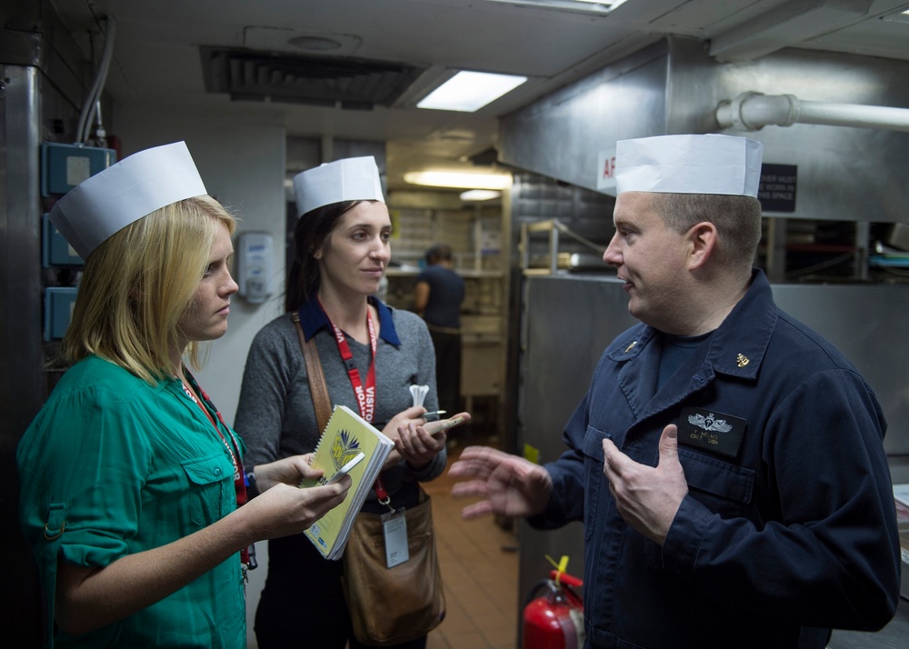 Australian media aboard USS Bonhomme Richard during Talisman Sabre 2015