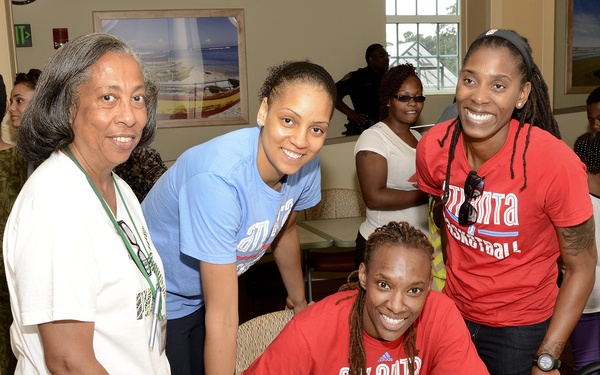 Atlanta Dream visits veterans at Atlanta VA Fort McPherson campus
