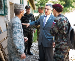 US ambassador visits Colorado Guardsman during project in Slovenia [Image 6 of 10]