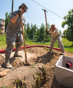 US ambassador visits Colorado Guardsman during project in Slovenia [Image 7 of 10]