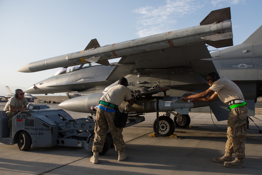 'Viper' weapon loaders on the line