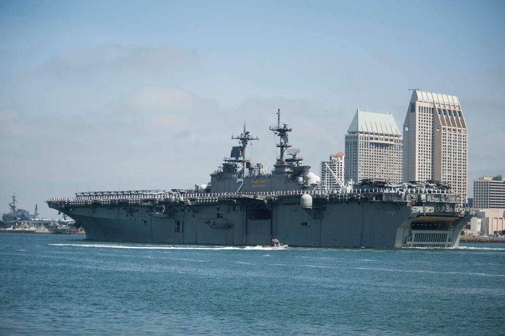 USS Essex departs San Diego