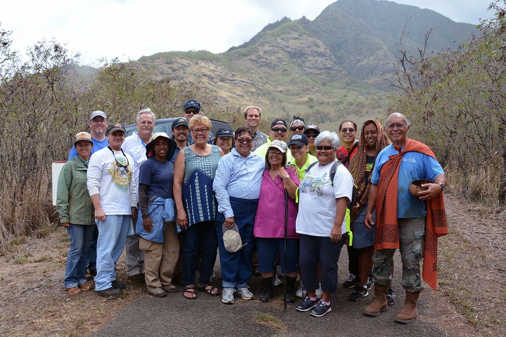 Hawaiian community visits Nioi`ula Heiau in Lualualei Valley