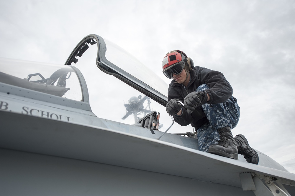 USS Harry S. Truman crash and salvage drill