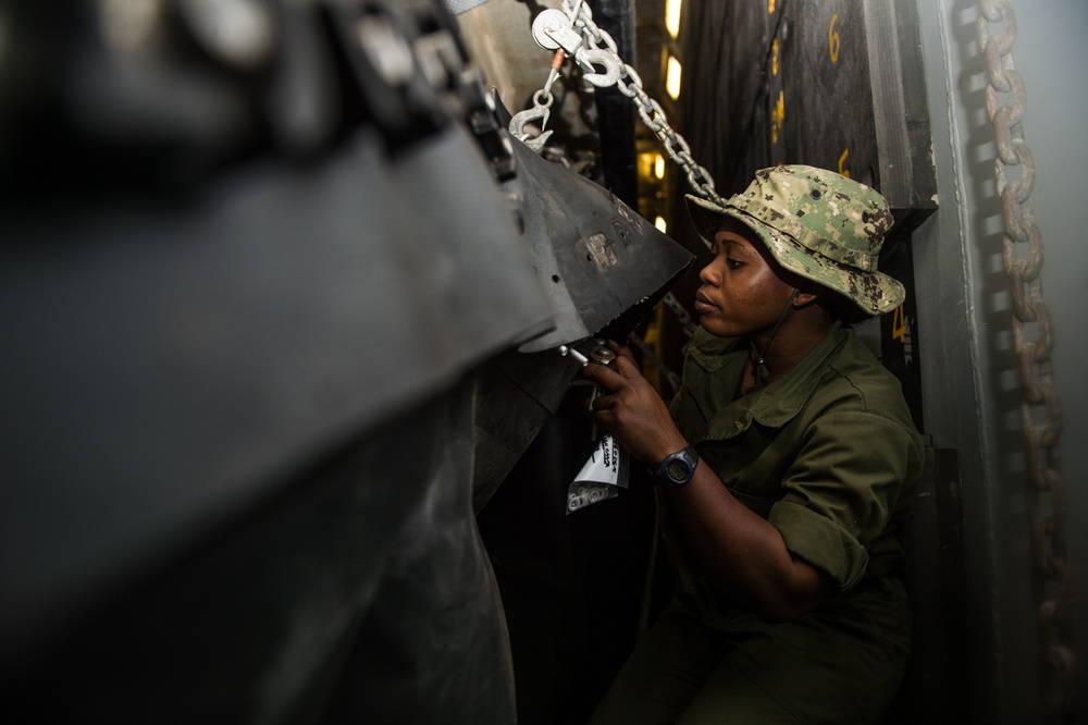 USS Anchorage