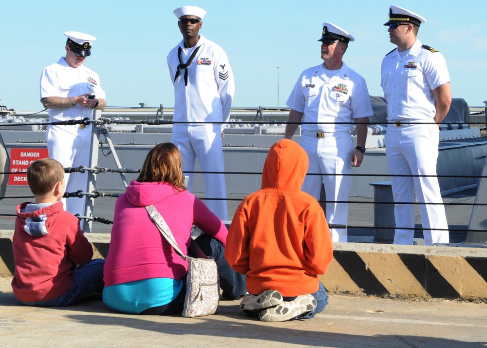 USS McFaul departs Naval Station Norfolk