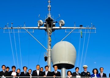 JHC visits USS Frank Cable