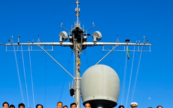 JHC visits USS Frank Cable