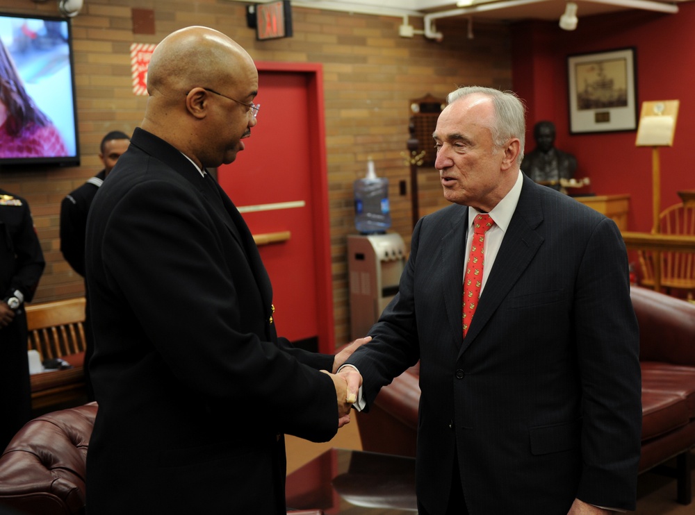 NYPD recognizes Navy Reserve sailors