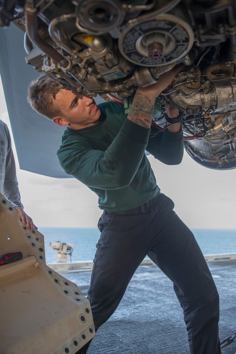 USS Carl Vinson supports Operation Inherent Resolve
