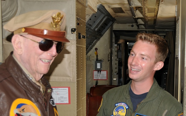 VP-40 attends 'A Salute to Veterans'