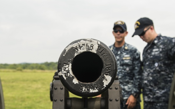 USS Gettysburg Sailors visit ship's namesake