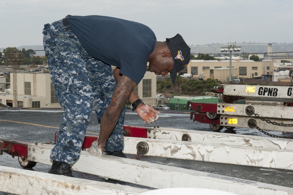 USS Carl Vinson action