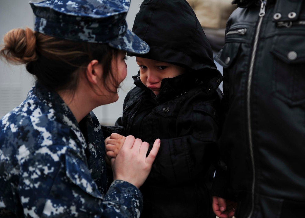 USS Winston S. Churchill departure