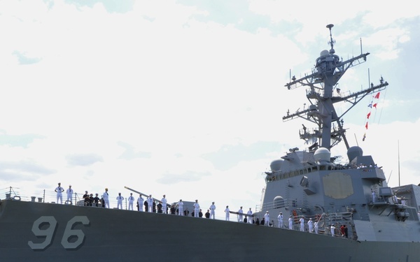 USS Bainbridge departs Naval Station Norfolk