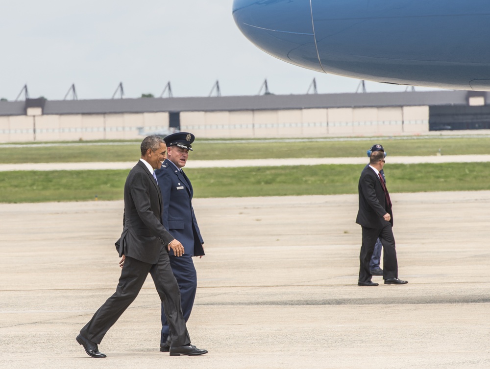 President Obama departs for Sooner State aboard Air Force One