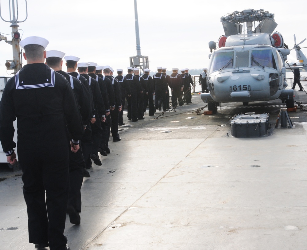 USS Blue Ridge sailors man the rails