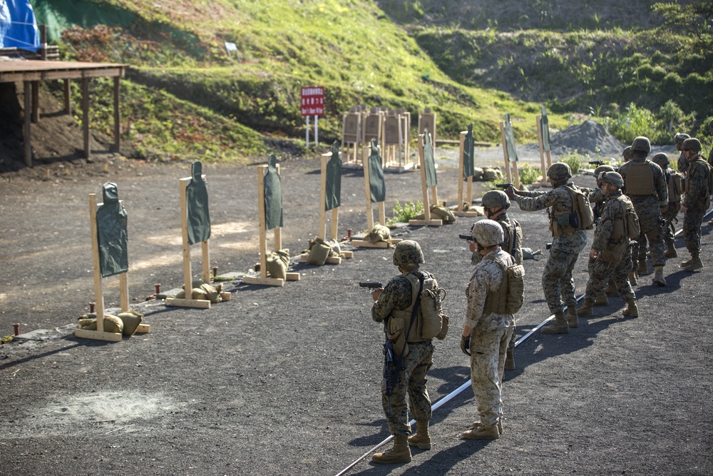CLC-36 Marines grow together during Exercise Dragon Fire 2015