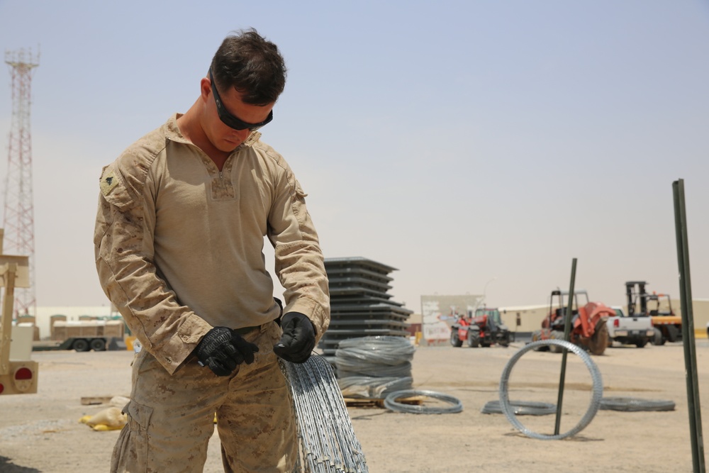 Marines prepare for Command Post Exercise in Southwest Asia