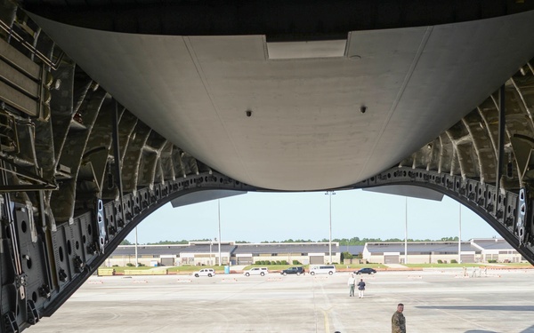 Secretary of defense visits Fort Bragg