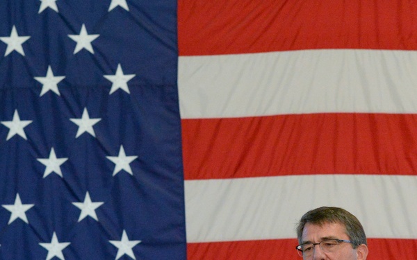 Secretary of defense visits Fort Bragg