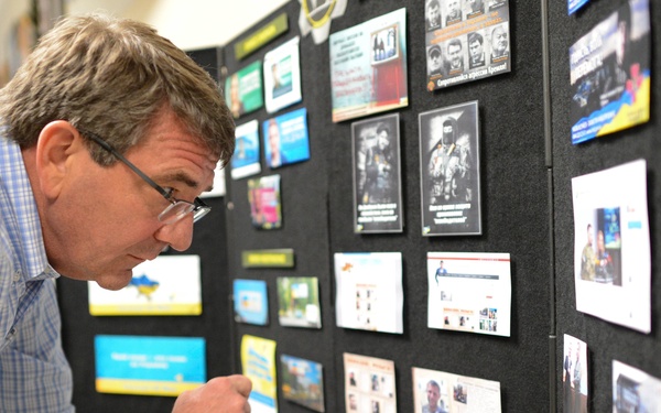 Secretary of defense visits Fort Bragg