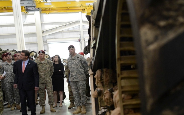 Secretary of defense visits Fort Bragg