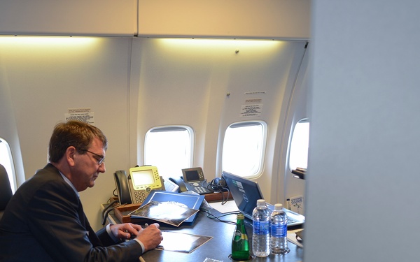 Secretary of defense visits Fort Bragg