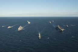 Bonhomme Richard Expeditionary Strike Group formation during Talisman Sabre 2015