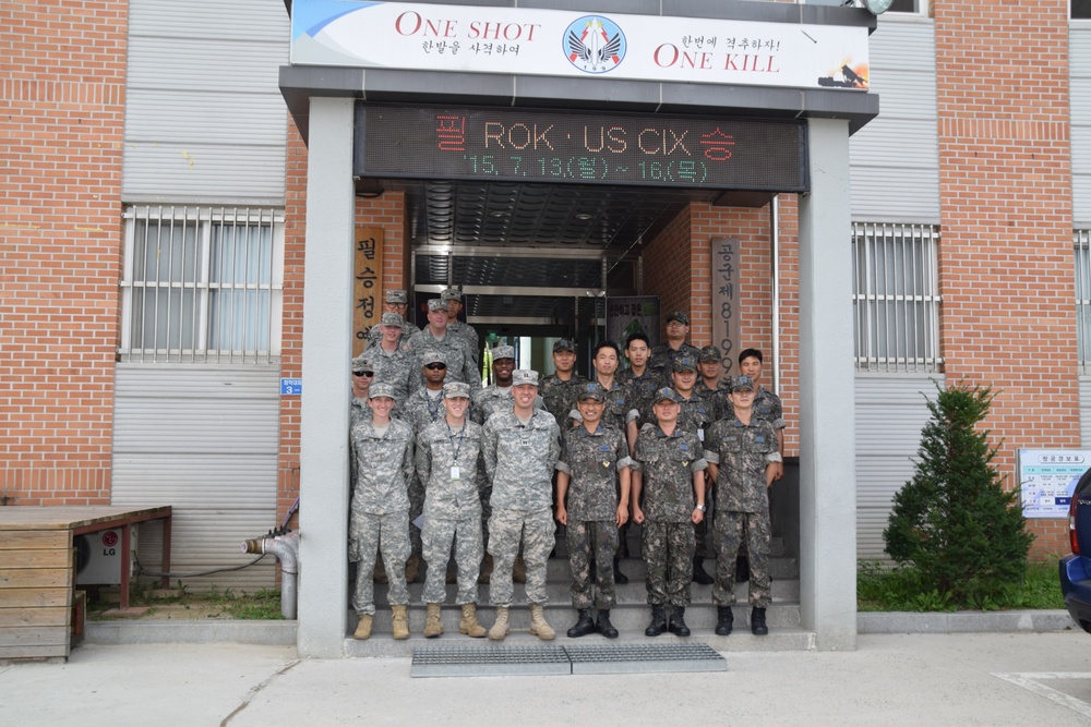 US/ROK Patriot Battalions commemorate training with a photo