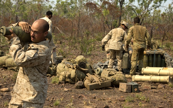 U.S. Marines, Australians conduct artillery fire