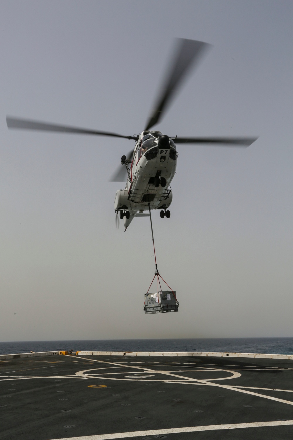USS Anchorage receives vertical replenishment