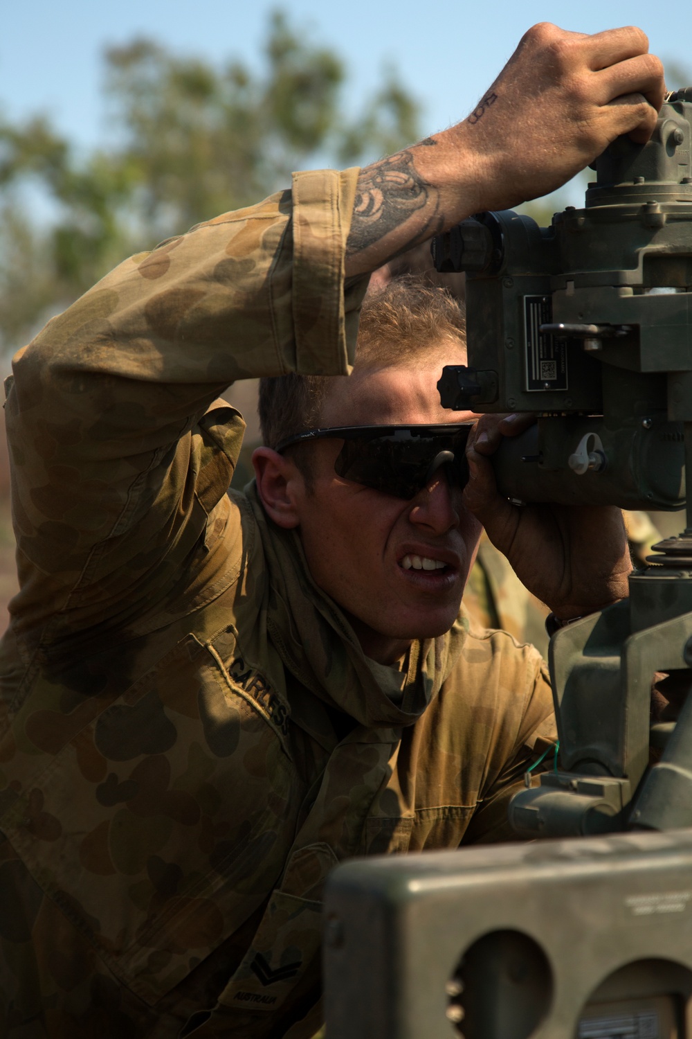 U.S. Marines, Australians conduct artillery fire