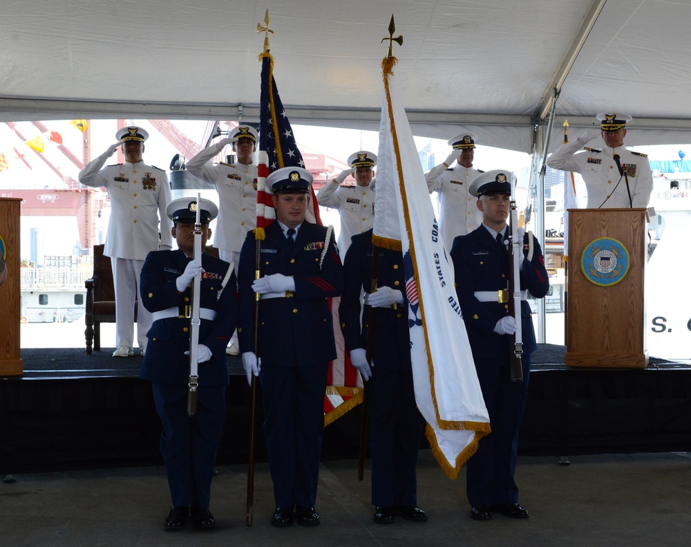 Coast Guard Base Seattle changes command