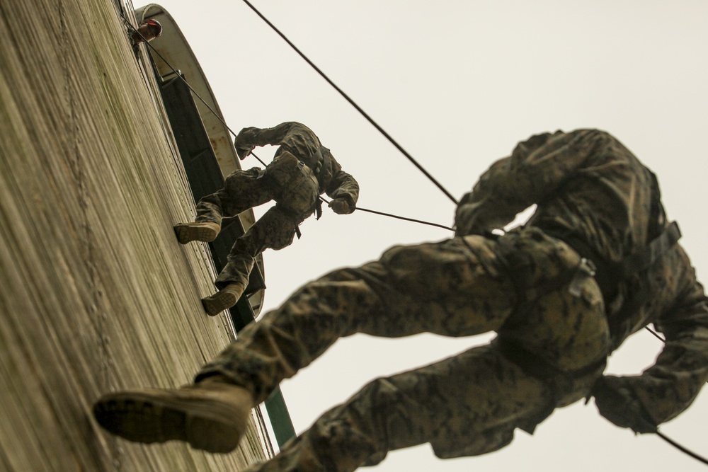 Peninsula Express 15